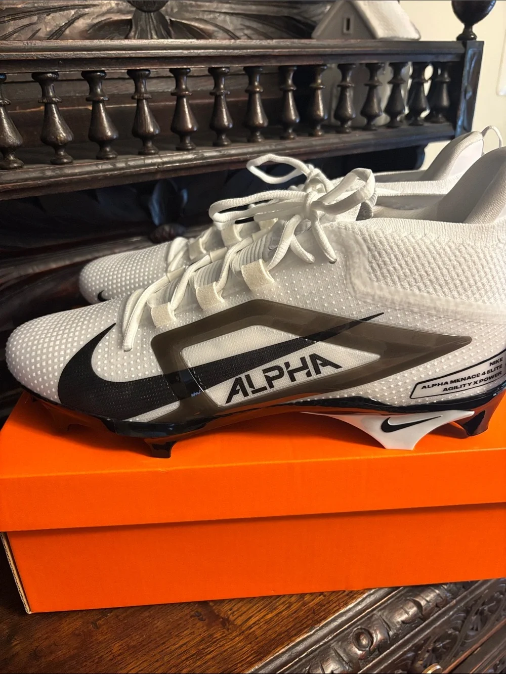 NEW IN BOX Nike Men’s White and Black Alpha Athletic Football Cleats Size 13